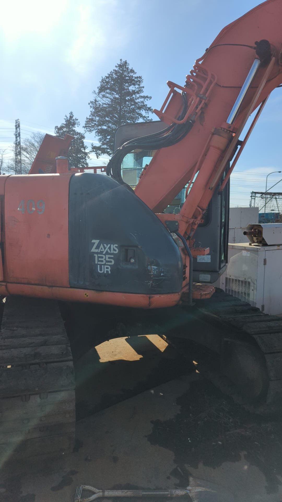 HITACHI ZAXIS 135 UR EXCAVATOR